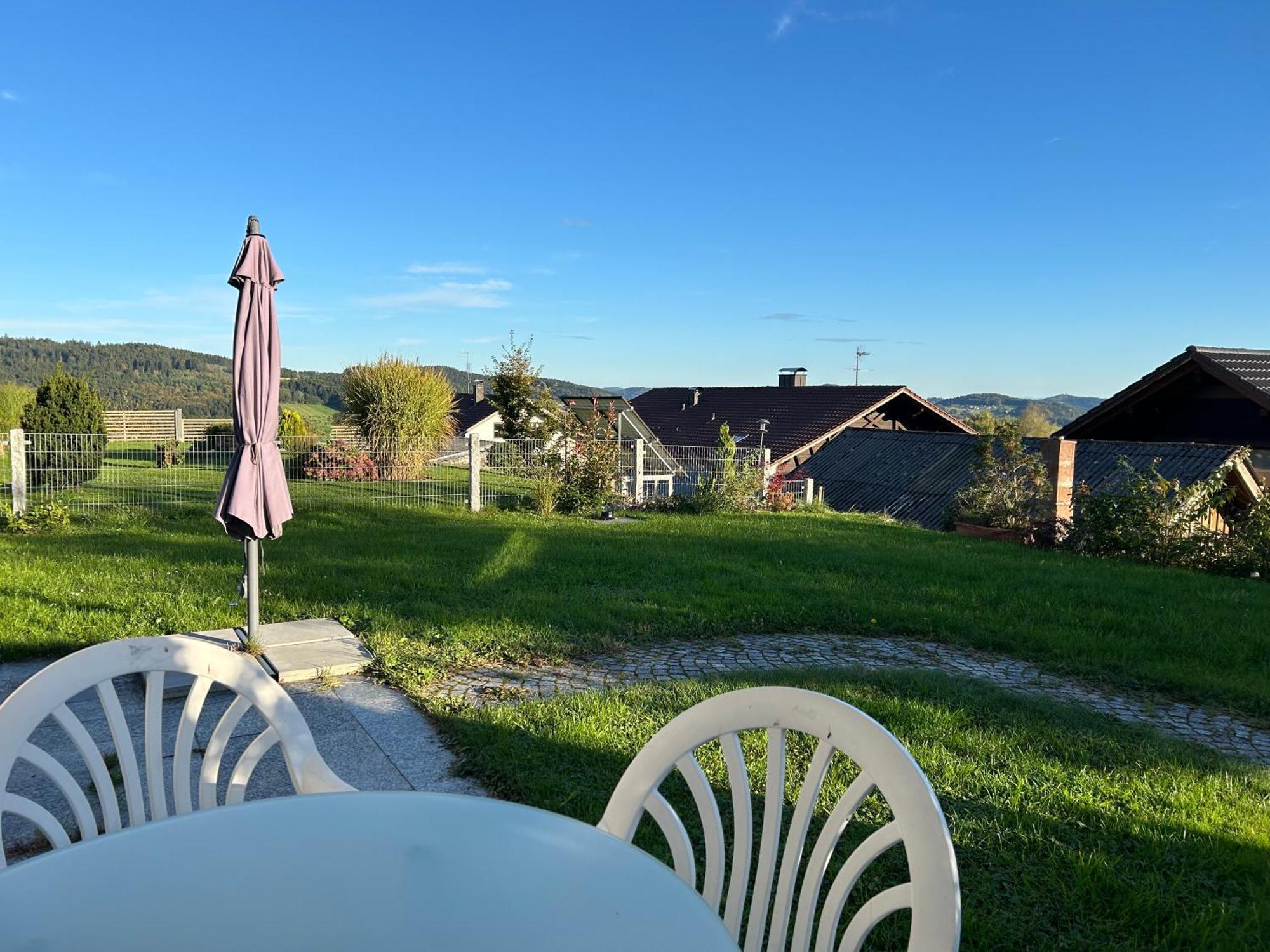Ferienwohnungen Alpenblick Mit Garten -Panoramasauna- Kirchdorf im Wald Екстер'єр фото
